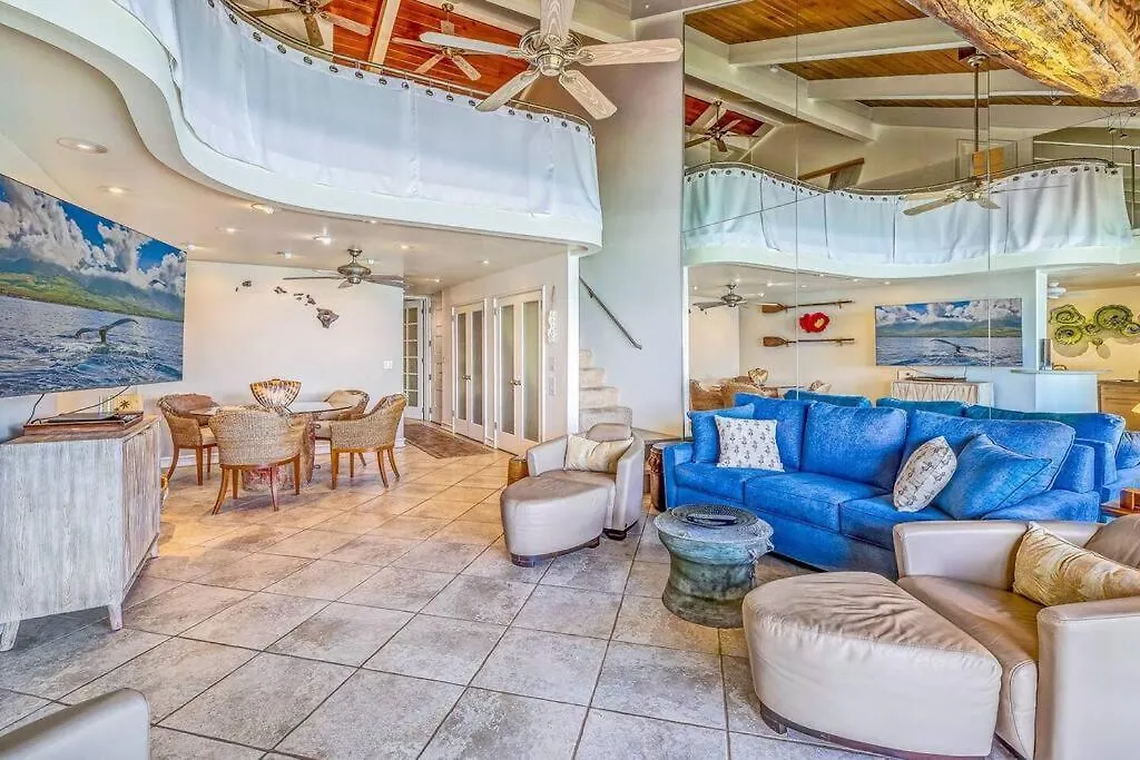 The Noniluna Two - Sleeps 9 Plus Pack N Play Lahaina